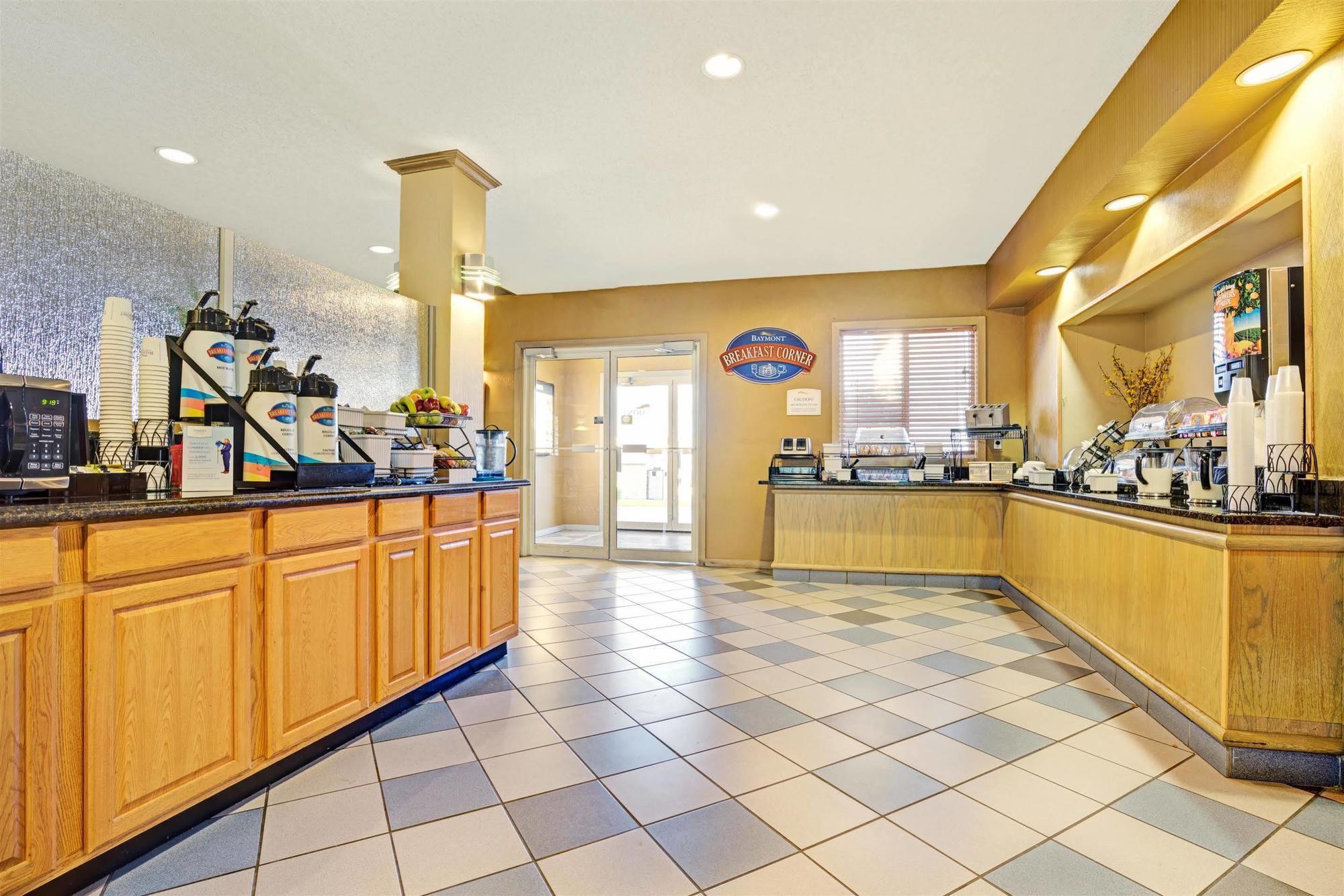 Baymont By Wyndham Wahpeton Hotel Luaran gambar